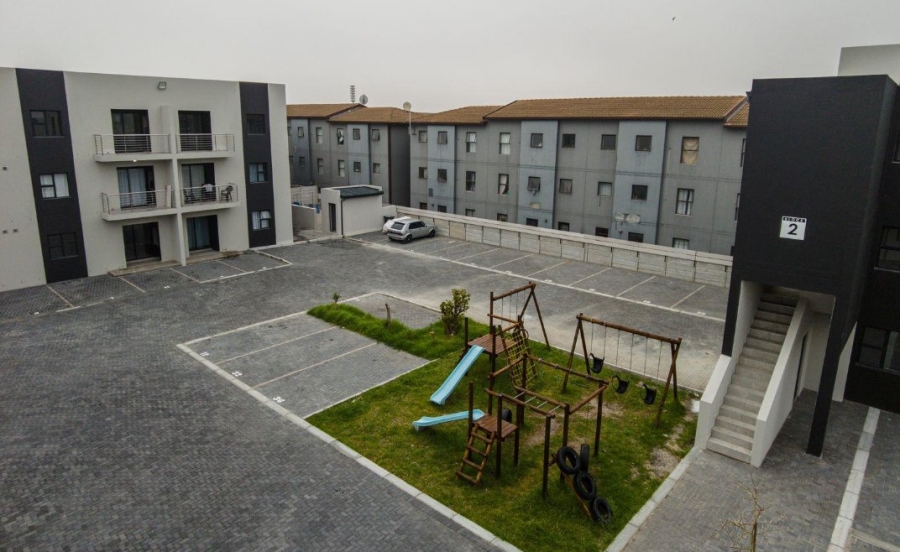 2 Bedroom Property for Sale in Parklands Western Cape